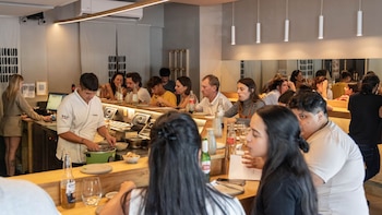 El concepto de “handroll bar”