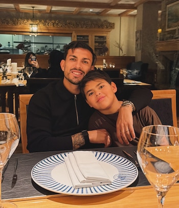 Book de fotos de Leandro Paredes en Bariloche