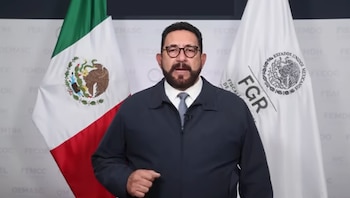Ulises Lara informó que la denuncia en México inició cuando la Embajada de Australia informó sobre una presunta red de grabación y distribución de material pedófilo con sede en Yucatán. La Policía de Queensland localizó videos en circulación realizados en México y compartidos en plataformas internacionales en julio de 2023 Foto: Captura de pantalla video FGR