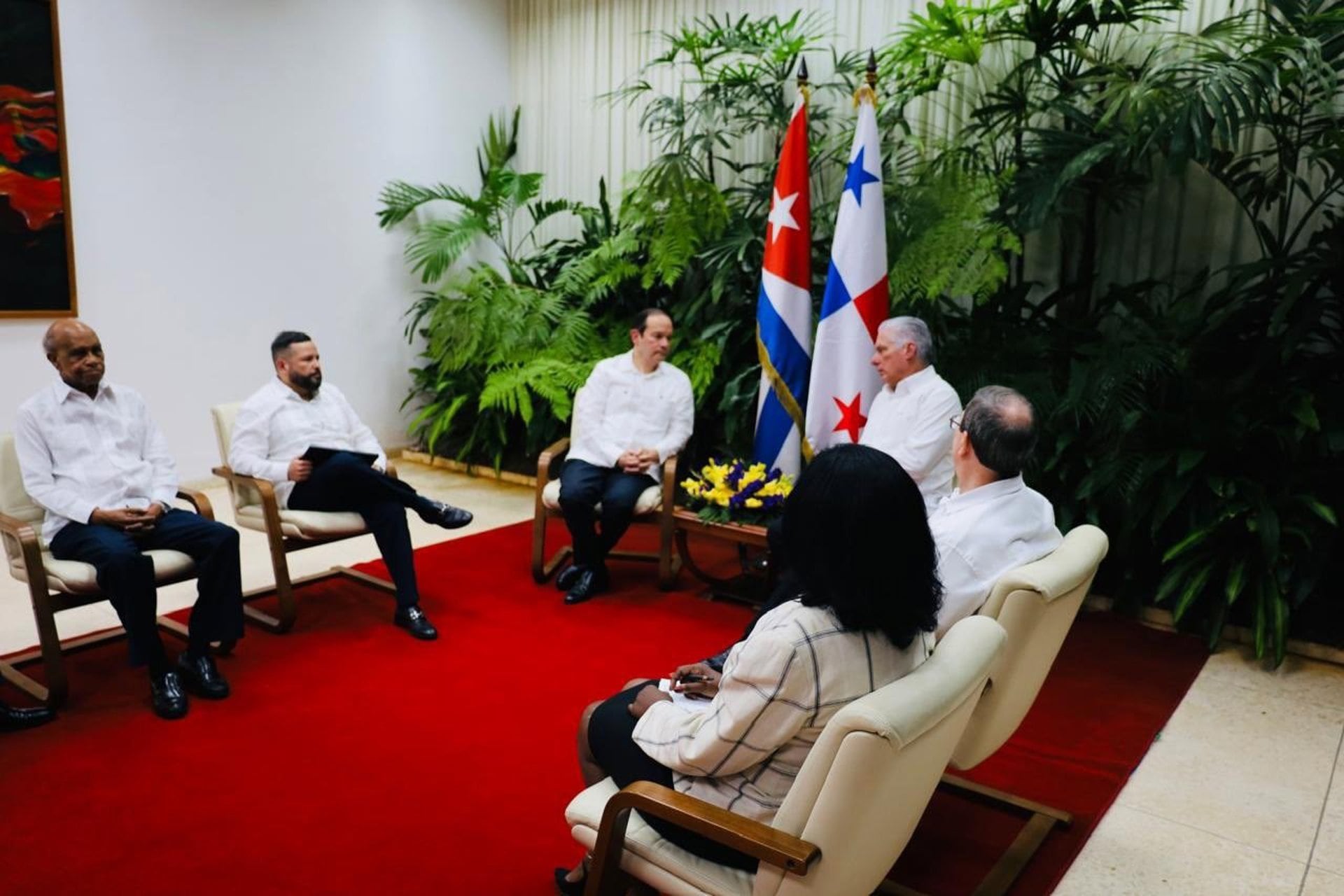 El ministro de Exteriores de Panamá, Javier Martínez-Acha Vásquez, agradeció en marzo al presidente de Cuba, Miguel Díaz-Canel, el trato que la isla caribeña ha brindado a sus connacionales detenidos en La Habana. (Archivo)