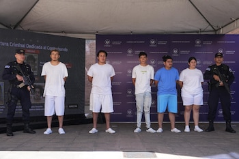 Autoridades presentaron a presuntos integrantes