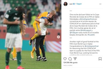 Xavi Hernández felicitó a los