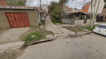 La intersección de Manuel Estévez y el pasaje 921, en Dock Sud, donde ocurrió el hecho