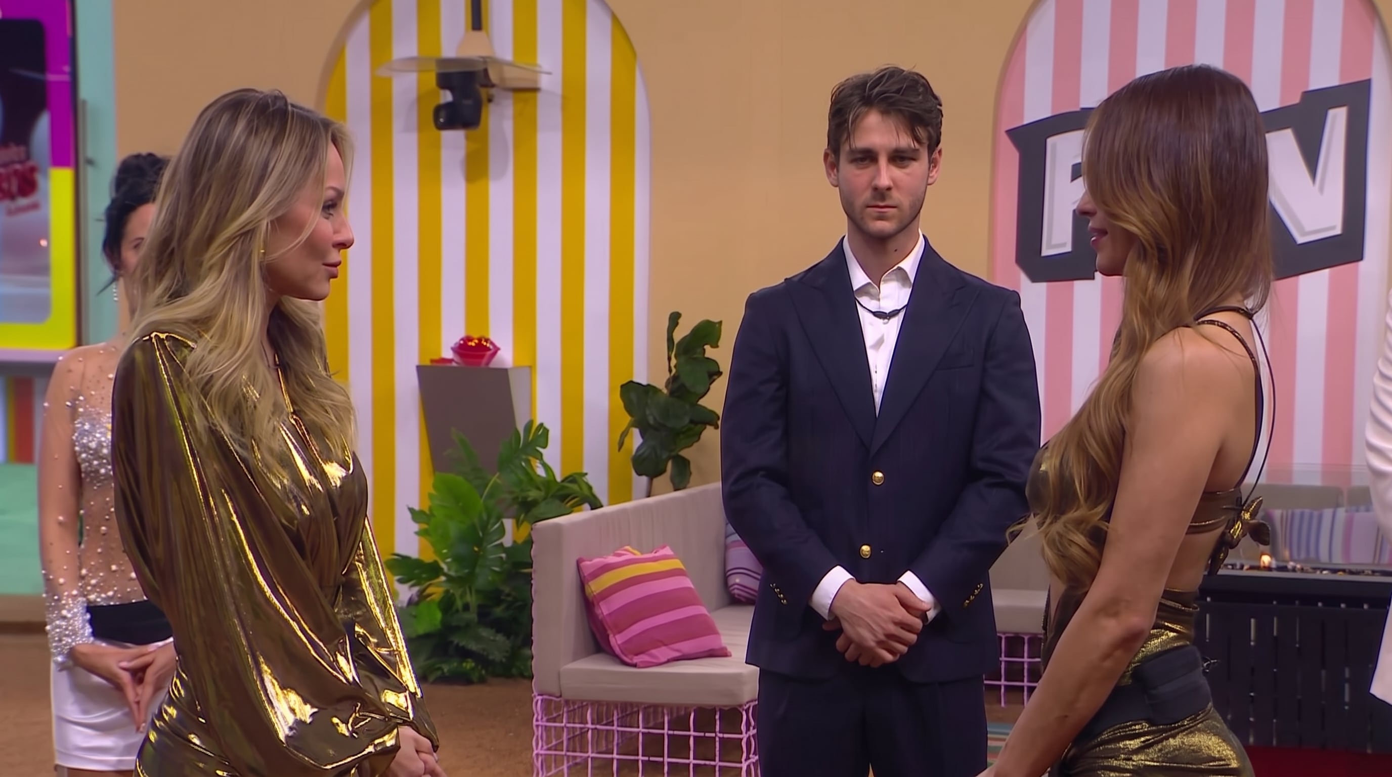 Gema Garoa se posiciono frente a Yanet García durante la Gala de Eliminación.
Captura de pantalla (Imagen Ilustrativa Infobae)
