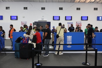 Venezuela reanudó las operaciones en su principal aeropuerto tras los sismos