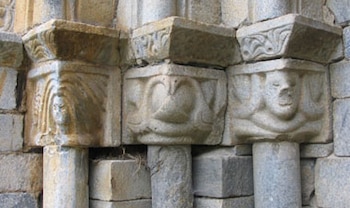 Capiteles de la ermita de