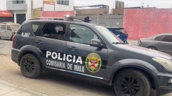A paz na Plaza de Armas de Mala foi interrompida por crimes violentos: um menor de 16 anos foi esfaqueado por um grupo de agressores. Os vizinhos exigem mais segurança e as autoridades suspenderam as atividades públicas na área.