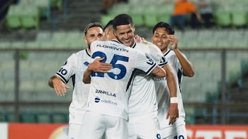 Independiente Rivadavia venció 4-2 a La Guaira y estiró su invicto en la Copa Libertadores