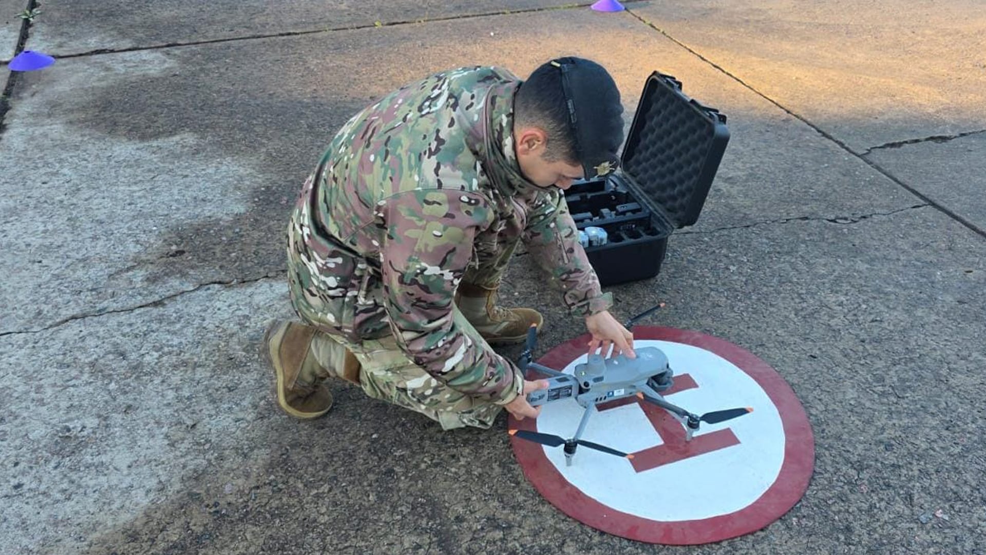 El Ejército sostiene que el verdadero desafío no radica únicamente en incorporar los vectores, sino en preparar a quienes deben operarlos y tomar decisiones a partir de la información que proporcionan (Foto: archivo DEF)