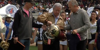 Golden Joe fue condecorado con