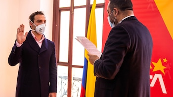 Luis Ernesto Gómez asumió como