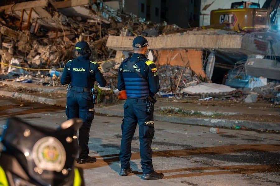 El dispositivo de seguridad en Cali incluye presencia permanente de uniformados, patrullajes de madrugada y equipos de reacción motorizados en puntos críticos - crédito Alcaldía de Cali