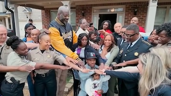 Shaquille O’Neal mantiene un vínculo