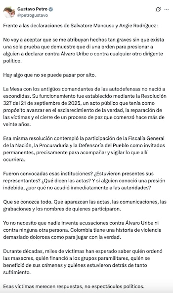 Gustavo Petro se sacudió de señalamientos sobre posibles beneficios a exmiembros de las AUC