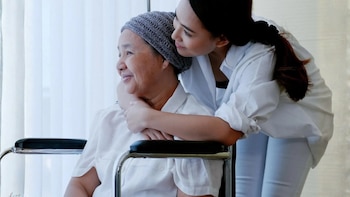 Trabajadores con cáncer no podrán ser despedidos por su diagnóstico: ¿qué cambia con el nuevo reglamento?