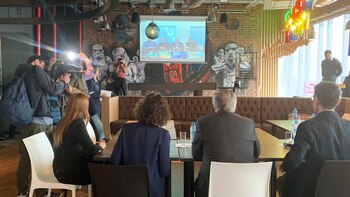 La teleconferencia de la que