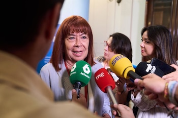 27/08/2026 La presidenta del PSOE, Cristina Narbona, durante la mesa redonda sobre la postura de la Unión Europea ante la emergencia climática, en el Palacio de la Magdalena, a 27 de agosto de 2026, en Santander, Cantabria (España). El encuentro se enmarca dentro del curso de verano '¿Quo vadis Europa?', dirigido por el alto representante de la UE para Asuntos Exteriores y Política de Seguridad, Josep Borrell, en la Universidad Internacional Menéndez Pelayo (UIMP).
POLITICA
Juanma Serrano - Europa Press