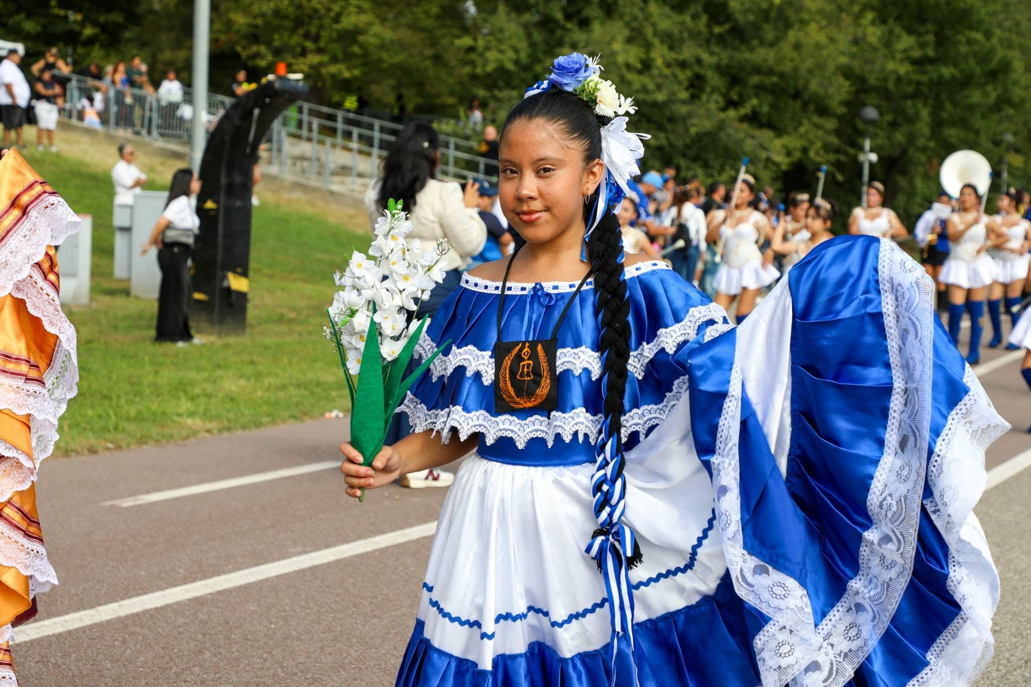 El programa El Salvador+ acercó la atención para trámites de pasaporte a los salvadoreños residentes en Milán. (Foto cortesía
Asociación Cultural de Salvadoreños en Milán)