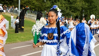 Salvadoreños en Milán celebraron la independencia con cultura, música y servicios consulares
