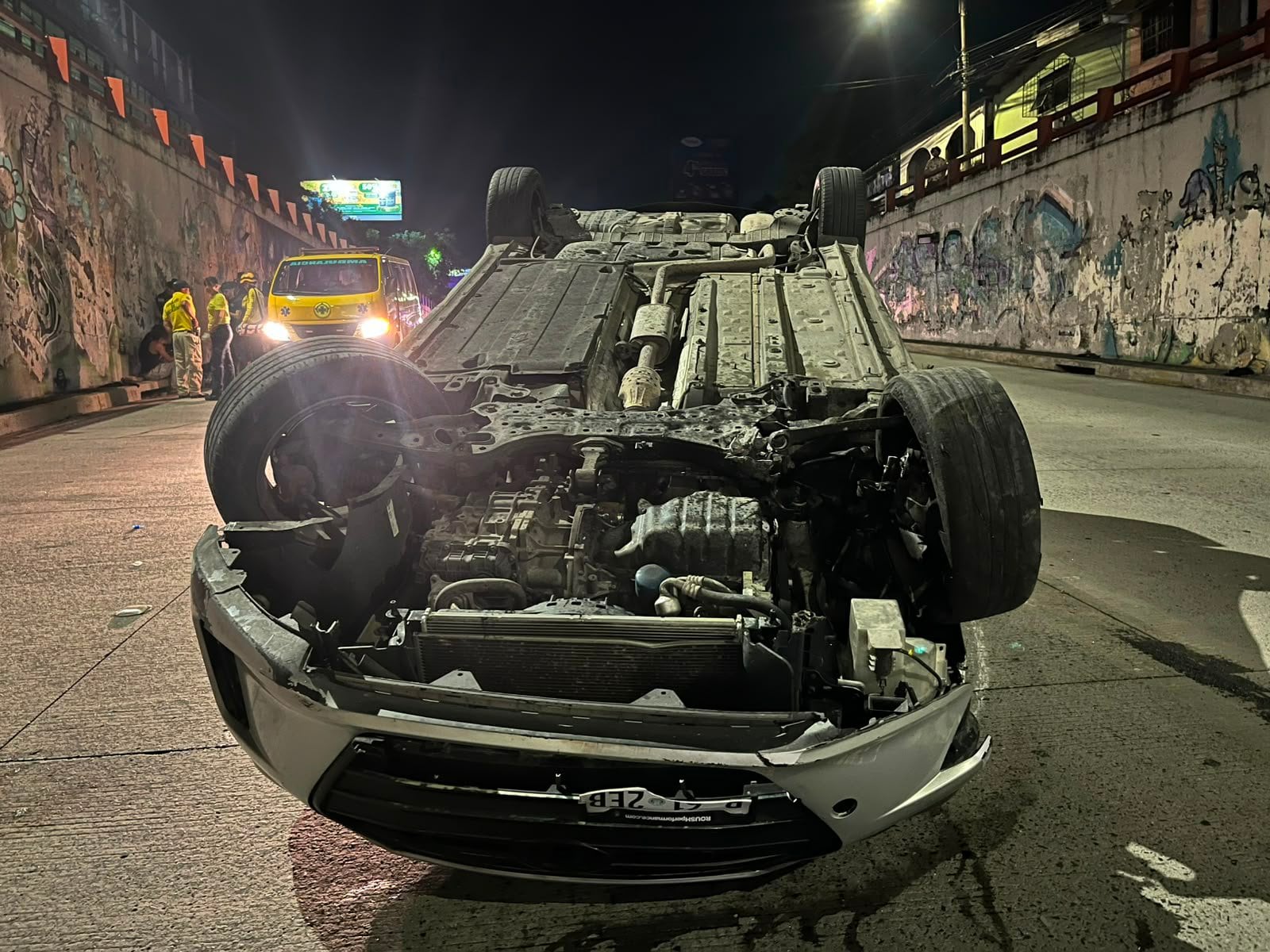 Al menos cinco personas resultan lesionadas en accidentes de tránsito en El Salvador