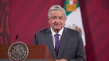 “Están desatados”: AMLO atribuyó a