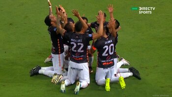 キナはコパ・スダメリカーナのスポーツボーイズ対アヤクーチョFCでペナルティキックで2対2で出る