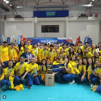 Colombia ganó medallas con el equipo masculino sub-19 y el equipo femenino sub-24 - crédito seleccion_col_uwh19fem/Instagram