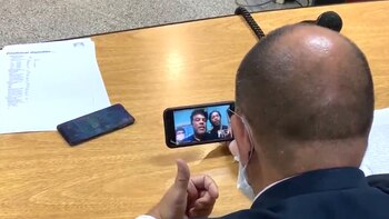 El juez Amarilla en videollamada