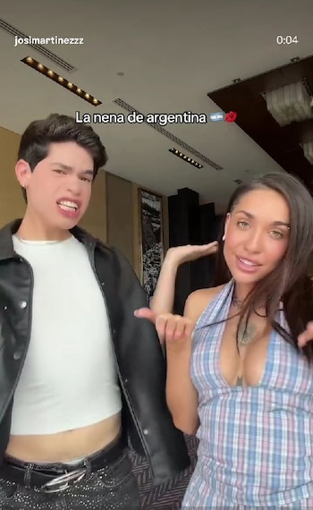 María Becerra reunió en Lima