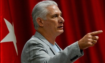 Miguel Díaz-Canel rechazó las nuevas sanciones de Estados Unidos contra entidades estatales cubanas y oficiales de las Fuerzas Armadas Revolucionarias. (Adalberto Roque/Foto compartida vía AP)
