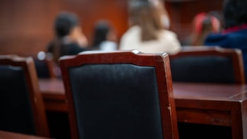 Perú: suspenden a jueza por omitir sentencia en plazo legal