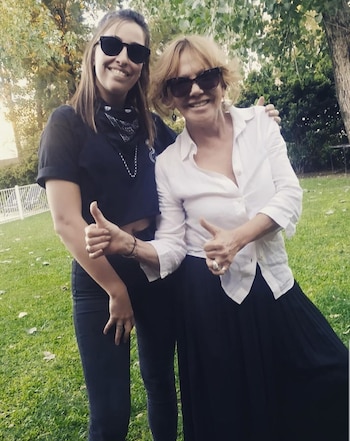 Solita junto a Maco, su