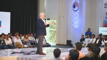 Santiago Creel en foro "De