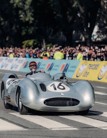 El mensaje de Colapinto tras su exhibición en Buenos Aires