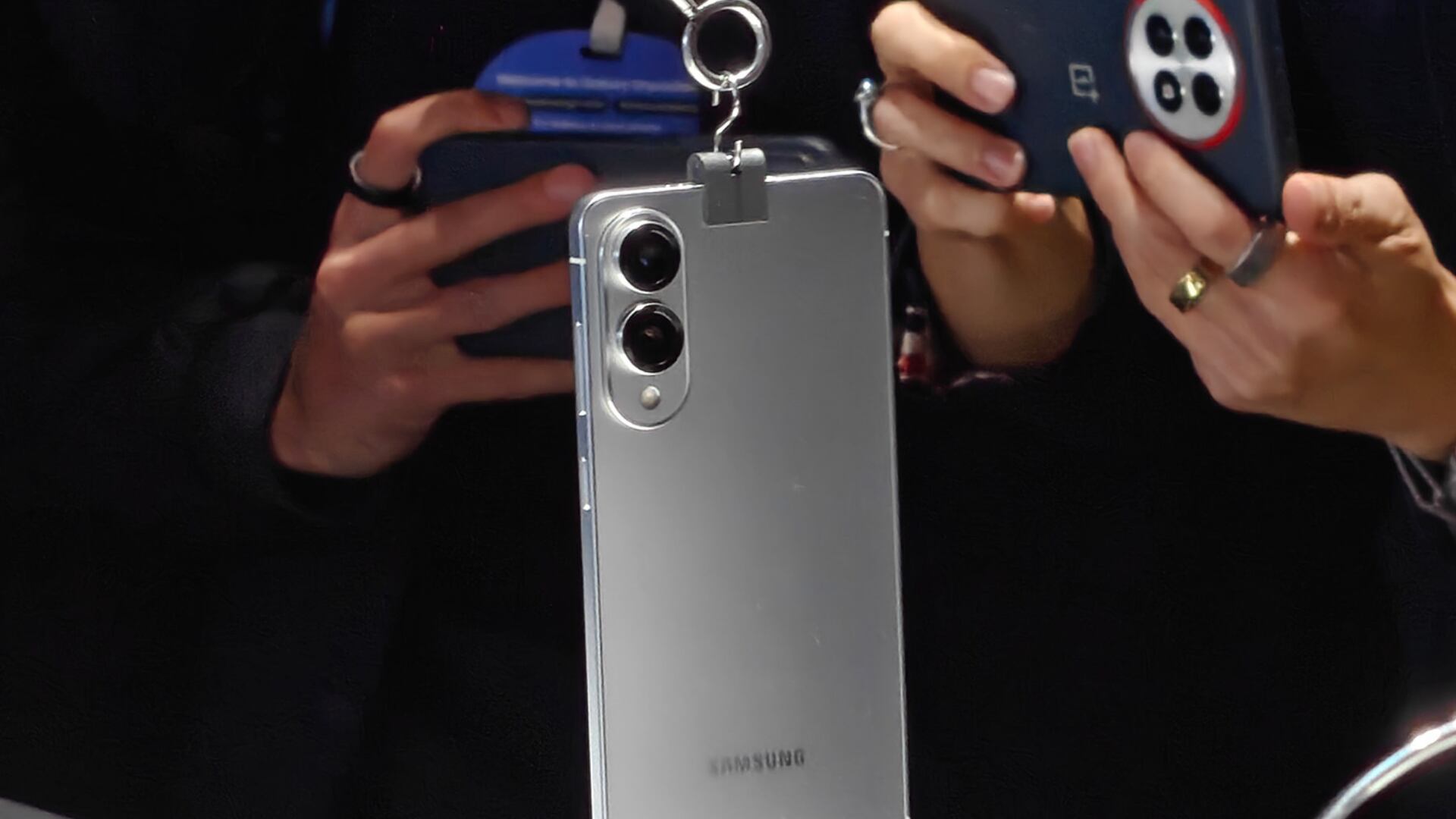 Samsung planea modificar su estrategia para la próxima serie Galaxy S26. (ubergizmo.com)
