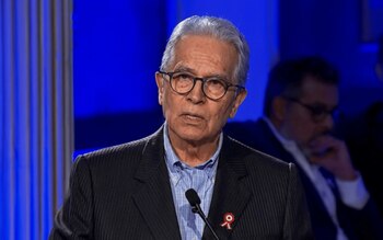 Fue presidente regional de Junín y encabezó la Asamblea Nacional de Gobiernos Regionales.