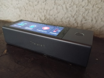 Este dispositivo de traducción usa