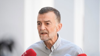 IU exige a Sánchez explicaciones "claras y convincentes" por la corrupción: "O espabilan o les espabilamos"