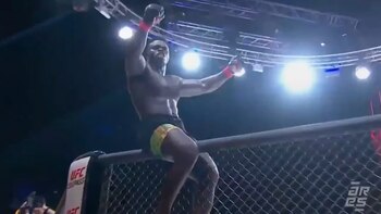 El violento nocaut con el