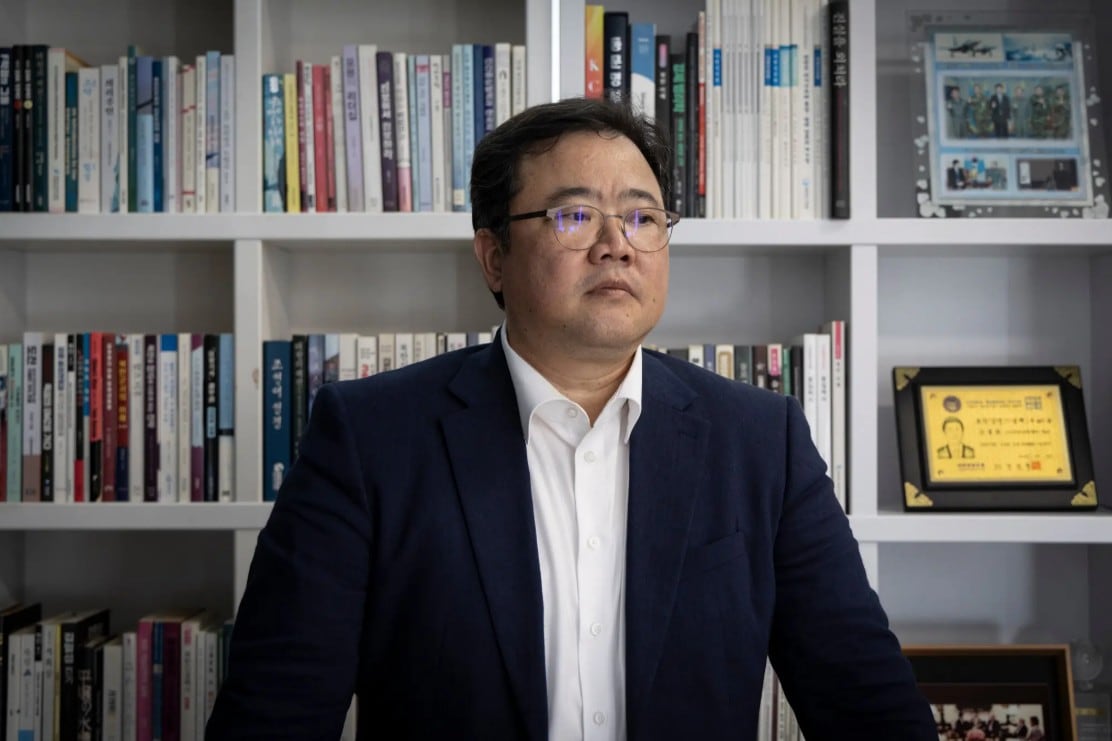 Ryu Hyeon-woo era el embajador interino de Corea del Norte en Kuwait cuando desertó. Según él, el gobierno norcoreano