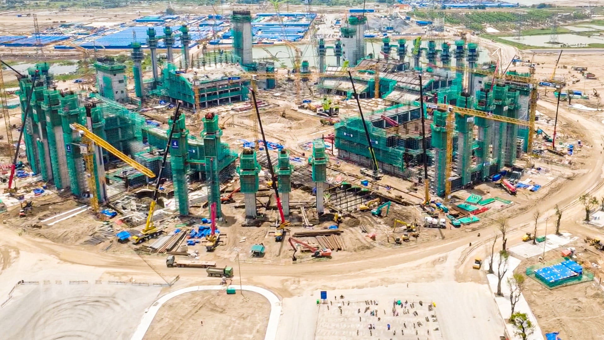 Avanza la construcción del imponente Trong Dong de Vietnam
