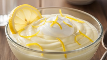 Receta de yogurt de limón cremoso, rápida y fácil