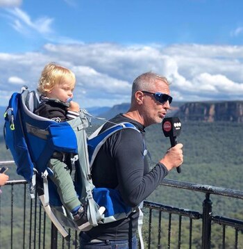 Su hijo, Mirko forma parte