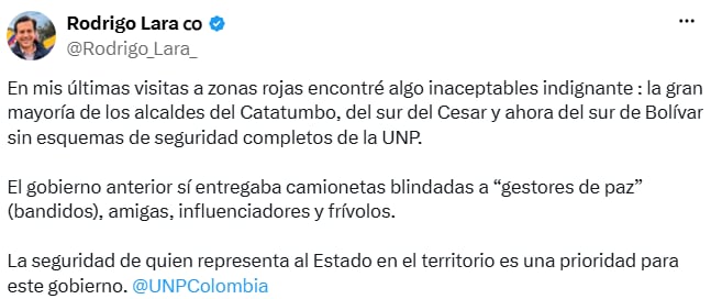 Rodrigo Lara se refirió en sus redes sociales a los esquemas de seguridad de los alcaldes de varias regiones del país. - crédito @Rodrigo_Lara_/X