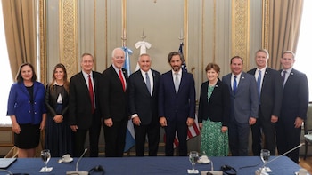 Senadores de los estados unidos con Cafiero