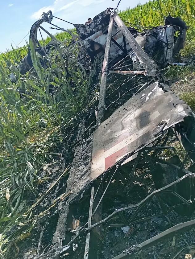 Otra de las postales de la avioneta que cayó al vacío
