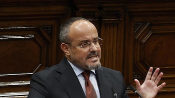 Alejandro Fernández envía a Illa