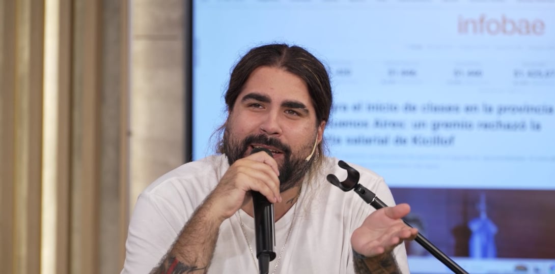 El fenómeno Nuestro Romance: Juan Amón revela cómo una broma entre amigos se volvió el plan de San Valentín (Infobae en Vivo)