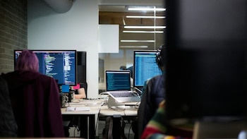 La personalización del software y la IA ganan peso en la modernización de las empresas