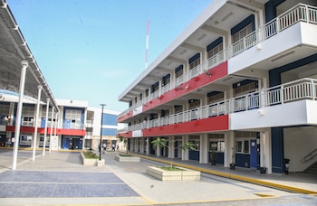 Inauguran colegio sismoresistente en Piura.